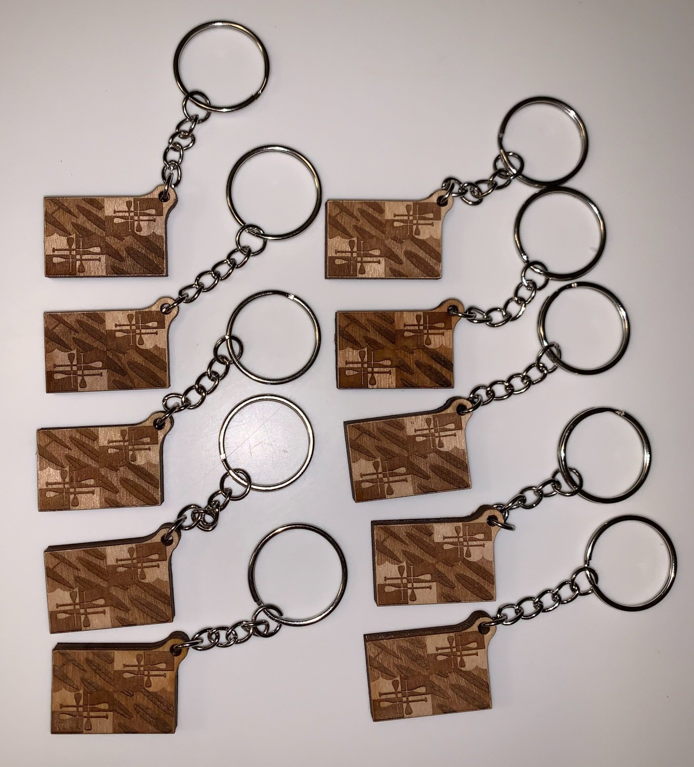 Batch production array of wooden keychains